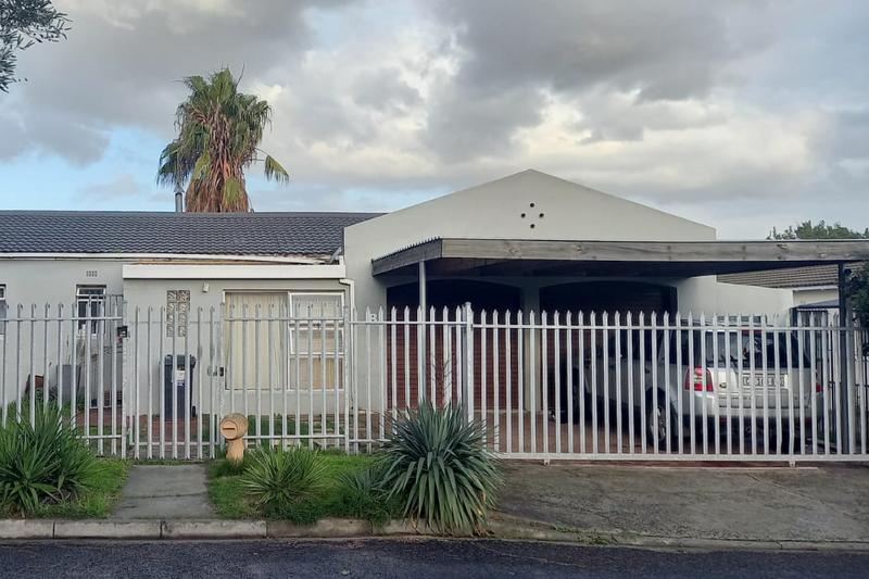 3 Bedroom Property for Sale in Bellville Western Cape